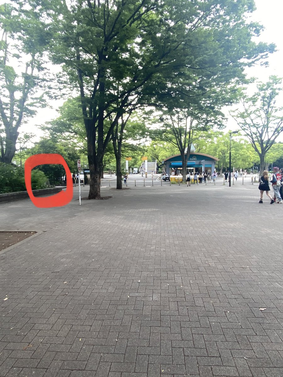 Happy_Shinwon_D's tweet photo. 16:30までこの場所でシャシャホルダー在庫販売致します！

残り３つご予約なしでもご購入いただけます！

DMいただければ16:30以降も可能です https://t.co/DW04TcB71m