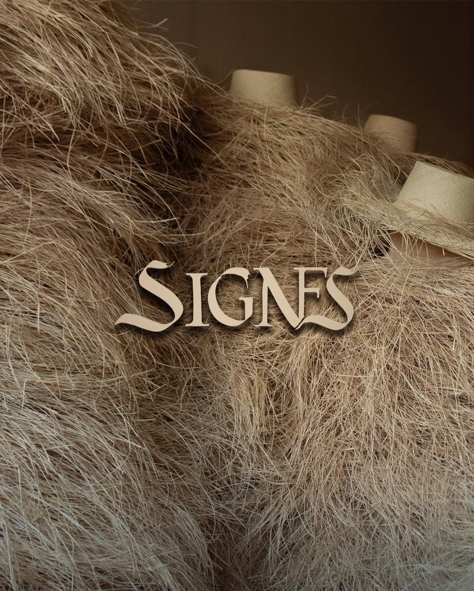 SignesHats's tweet photo. ¿Arte o Artesanía?
Sin duda ambas participan en cada sombrero SIGNES. Verdaderas joyas resultantes de una larga tradición que se transmite por generaciones, y que revelan la maestría de las manos que son capaces de tejer miles de fibras con absoluta precisión.

#SignesHats https://t.co/tFHSluhjjs