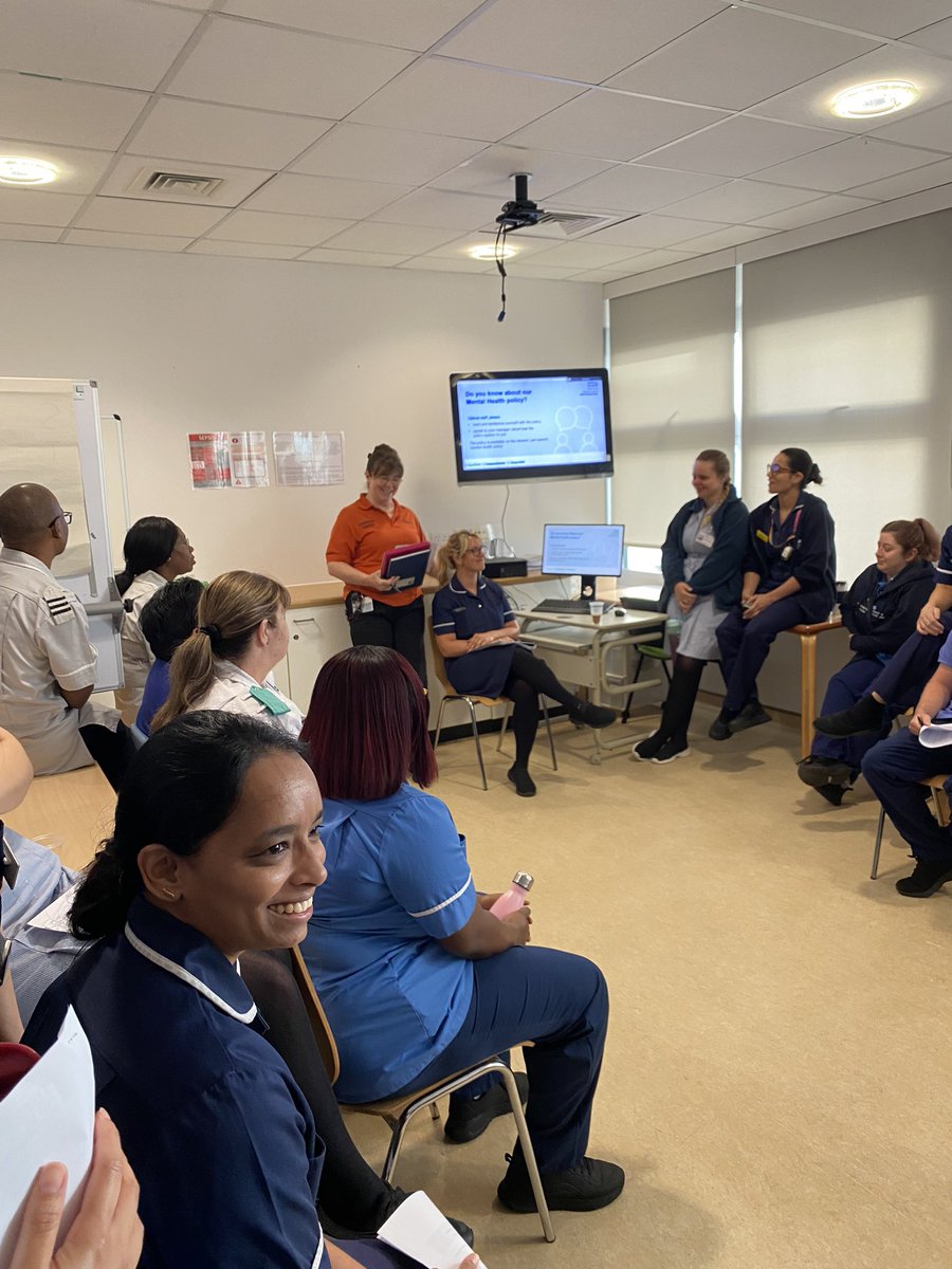 Thank you to @Bmfdsepsis Carol Sepsis CNS delivering micro teaching today, for our Sepsis Focus week in ED @cc_clare @paulawoods4 @hannahoverland @outdoor_gems @suzannehoare