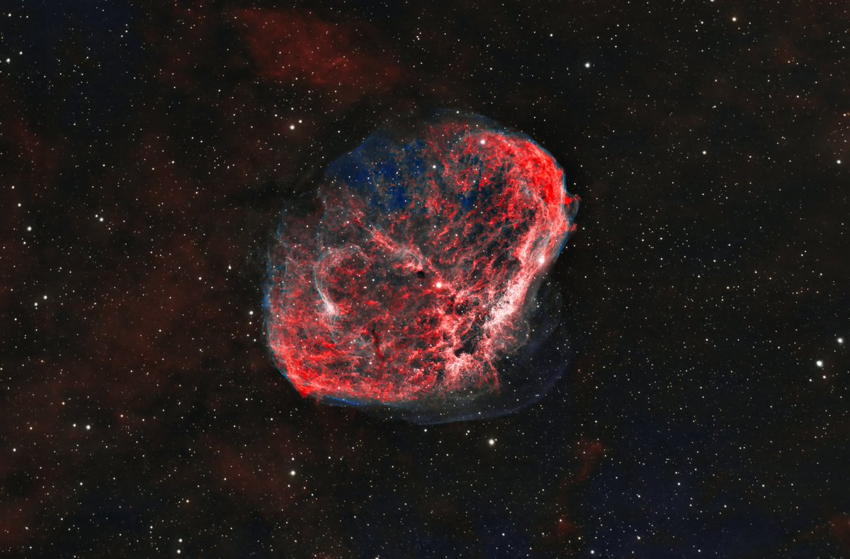FstopIreland's tweet photo. Also the Crescent Nebula #Astro #Astrophotography #Nebula https://t.co/GfPTTs5nUK