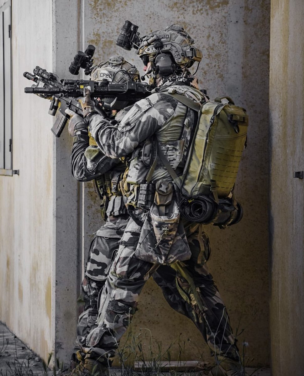 AllaisF's tweet image. 🇫🇷👊 #SwiftResponse23             —————————📷3rpima