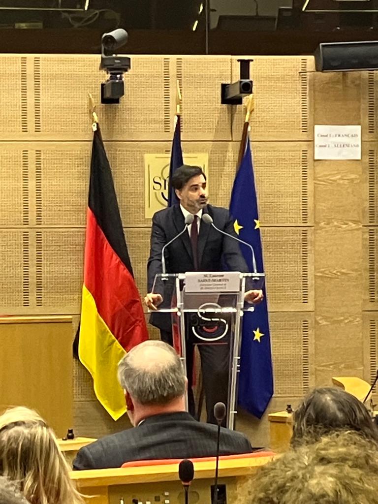 Ouverture du #ForumAllemagne ce matin au <a href="/Senat/">Sénat</a> par un mot de <a href="/gerard_larcher/">Gérard Larcher</a> et <a href="/LaurentSMartin/">Laurent Saint-Martin</a> : "L'Allemagne est le principal partenaire commercial de la France. L'Allemagne est le 1er client de la France et son 1er fournisseur, 900 VIE sont en poste en Allemagne".