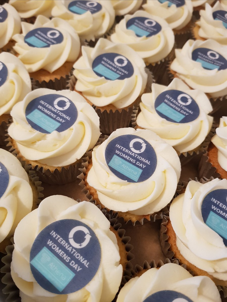 Baking branded &amp; dessert cupcakes since 2010