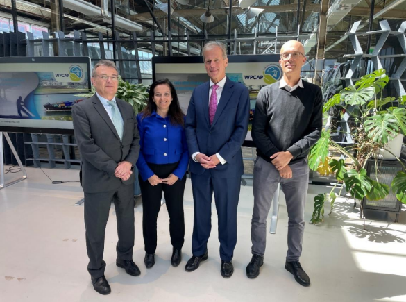 ZALportBCN's tweet photo. 🗣️El @portdebarcelona serà la seu de la sisena cimera anual de CEOs del World Ports Climate Action Program #WPCAP
🙌Una iniciativa internacional amb l’objectiu de fomentar la reducció de les emissions de CO₂ del sector portuari i marítim.
↪️https://t.co/NLo0bRd7s2 https://t.co/Fu0st0N0H4