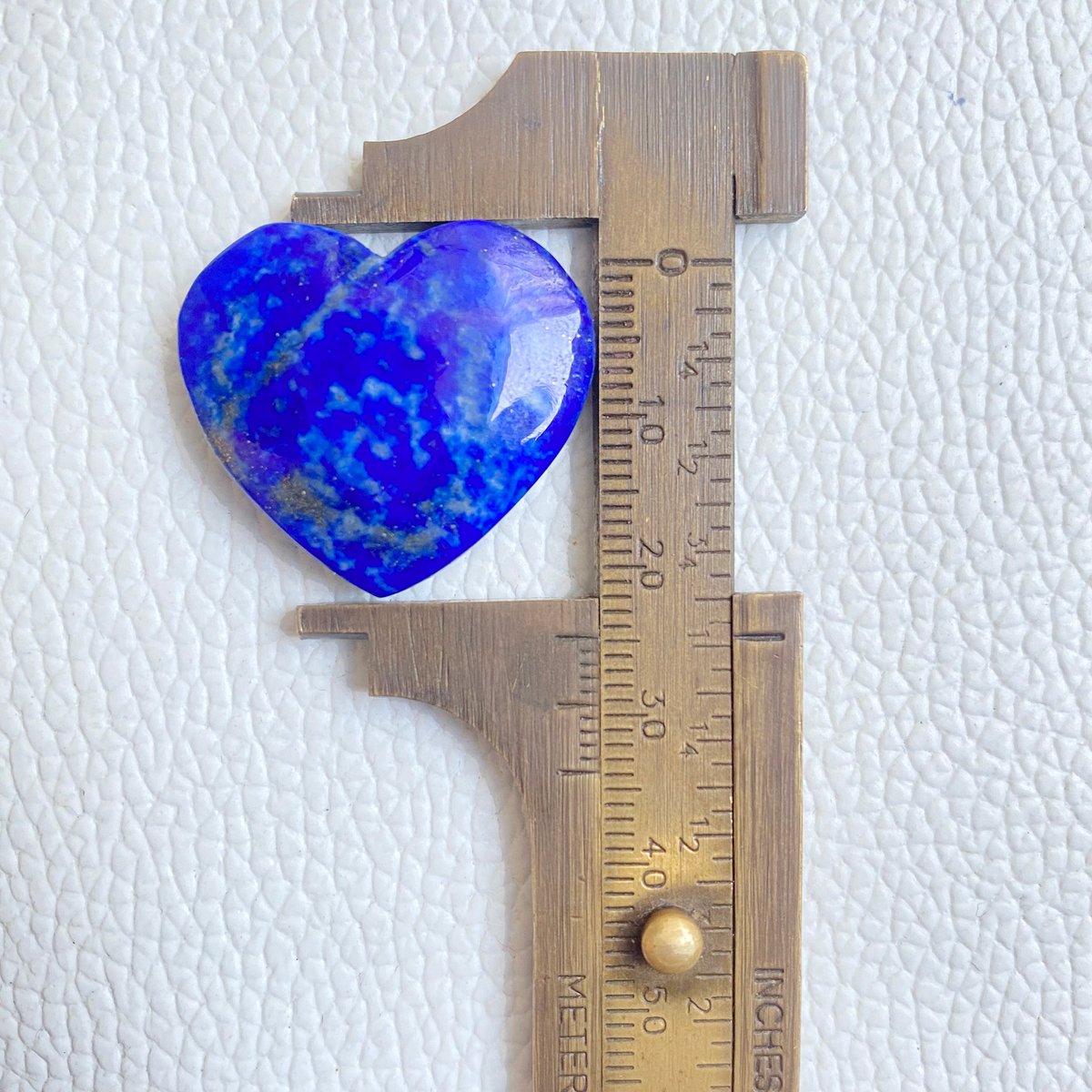 fizasagems's tweet photo. Blue Lapis heart carving

10 PCS-( $ 22USD)
30 PCS-( $ 61USD)
50 PCS-( $ 99USD)
100 PCS-( $189USD)

$ 25.99 USD Express shipping

We accept payment through PayPal/Bank Transfer
100% secure

#bluelapisheart #BlueLapisPendant
#bluelapisheartcarving #bluelapiscrystal #bluelapisring https://t.co/zO2pxYDJjF
