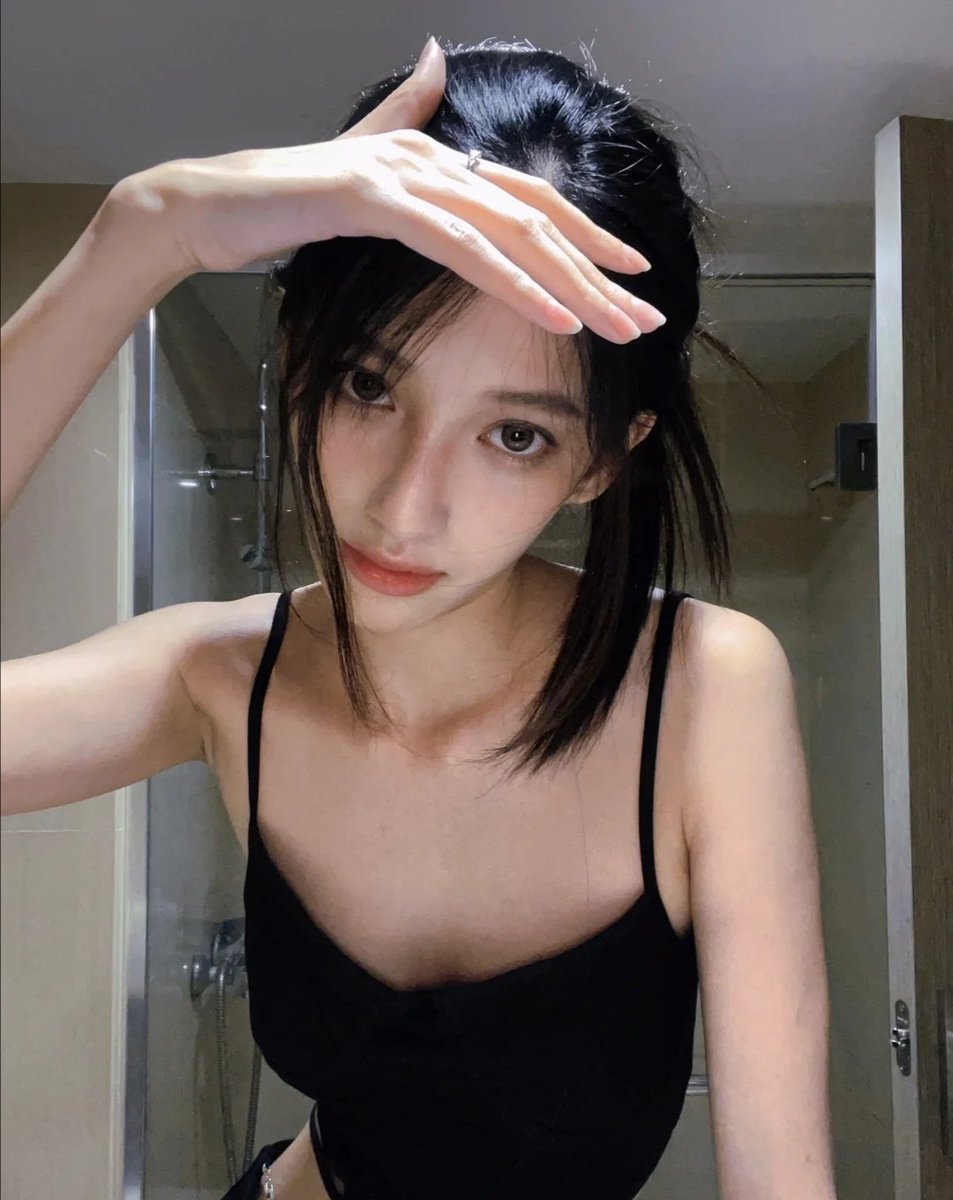 caX2ueVGSHwWrlu's tweet photo. 好久没谈恋爱了，可以来个哥哥或者大叔和我谈个恋爱吗，
＃惠州 https://t.co/0e4WybmJNS