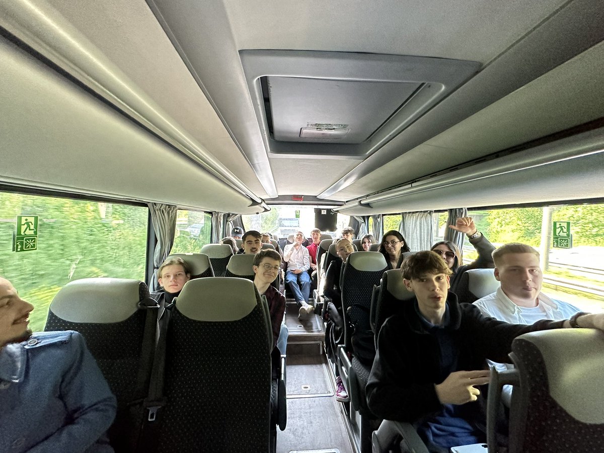 Les TSTMG1 en sortie en partenariat @PMArtois et <a href="/Afev62/">AFEV Artois</a> se dirigent vers Aquarese Industrie dans le cadre de leur projet ! Une journée découverte et de travail ! 
<a href="/AcLille/">Académie de Lille</a> 
<a href="/AfevNord/">Afev Hauts de France</a> 
<a href="/AfevFrance/">Afev</a>