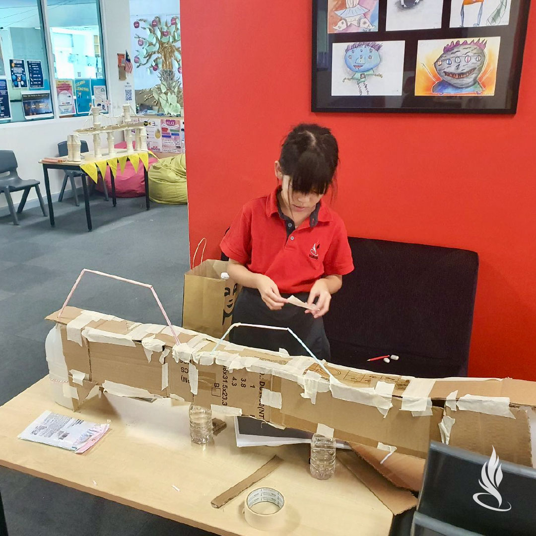 IGBintschool's tweet photo. The #Grade3s were put on a captivating challenge to #Design and #Construct structures bearing substantial weight. They were presented with specific criteria to ensure the #Durability and #Stability of their creations.
πͺβππ¨ποΈ https://t.co/aTgefIrRPq