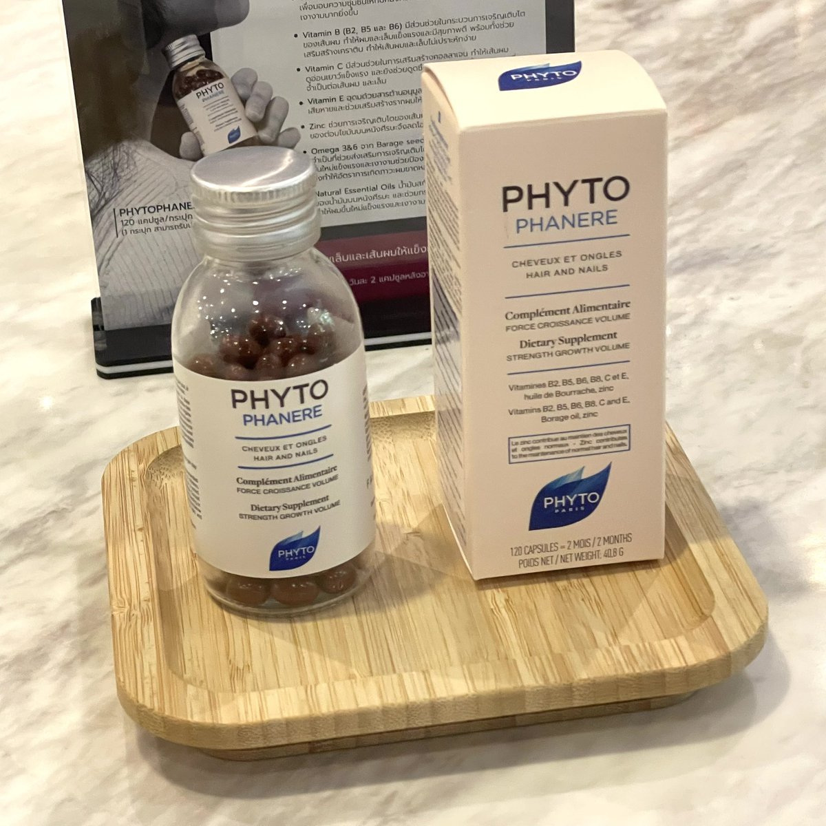 _GANDAGANDA_'s tweet photo. 4️⃣ phytophanere วิตามินบำรุงผมและเล็บ ตัวดังของแบรนด์
⁃ลดการผมร่วงให้ลดน้อยลง
⁃ควรใช้ควบคู่กับแชมพูและเซรั่ม จะเห็นผลอย่างมีประสิทธิภาพมากขึ้น ช่วยทบำรุงทั้งภายนอกและภายใน
.
#Phyto #PhytoThailand #Phytocyane #BotanicalPower https://t.co/W1yMOor1v0