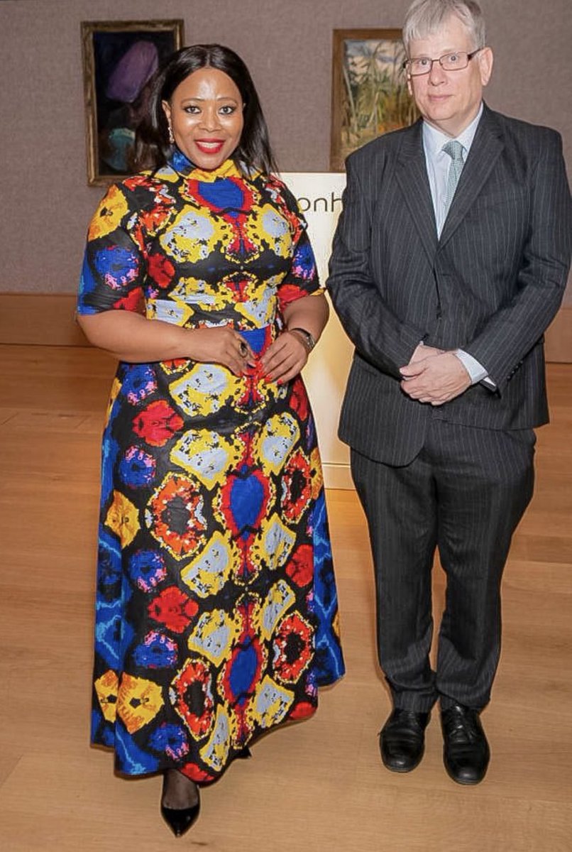 pumelasalela's tweet image. This #AfricaDay I wish to Congratulate the #ChathamHouse #AfricaProgramme on its 20th Year Anniversary.Thank you for having invited me over the years to either chair sessions at Chatham House or participate as a panelist in some of the discussions.Dr Alex Vine👇 is the Director.