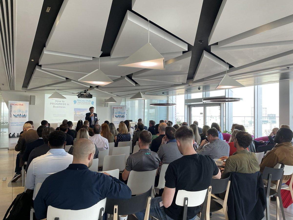 hilton_jill's tweet photo. Full house for the #proactiveprogress event this morning with the irrepressible @editor_Maguire @garrypartington @Laura_Sisson @techreturners and Rick Stark @kpmguk #Manchester
Not sure the jokes have got any better, but the panel is stellar! https://t.co/Yl8X9BK9aD