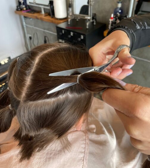 💇‍♀️ A heartwarming act of kindness! Nine-year-old Danni from Nairn chopped her locks to support Dogs Trust, raising over £1,200 ❤️

Danni's 16-inch hair transformed into a cool Mohawk, while her fundraising soared sky-high 🌈

#DogsTrust
#AdoptDontShop
#ADogIsForLife