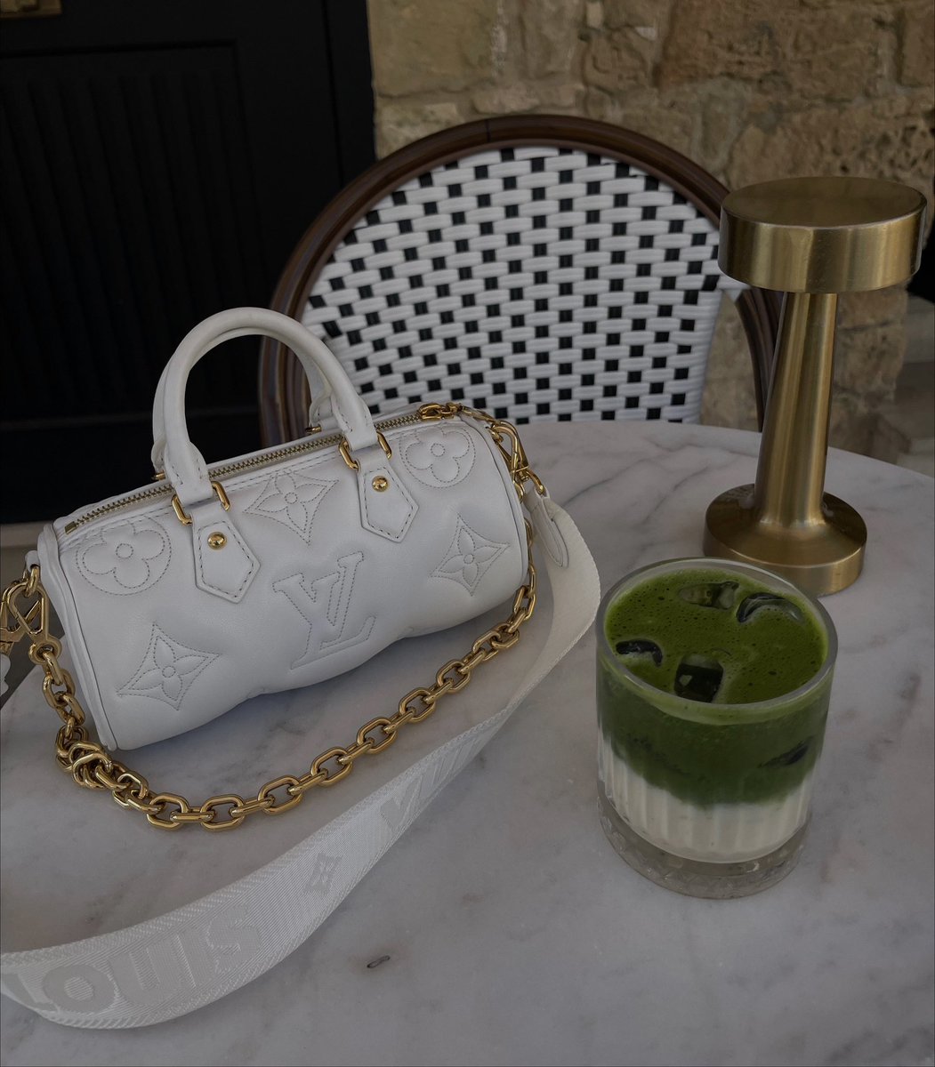 laurencampbelll's tweet photo. Bubblegram Papillon🤍🍵 #LouisVuitton #bubblegram https://t.co/sVPDx8f5Og