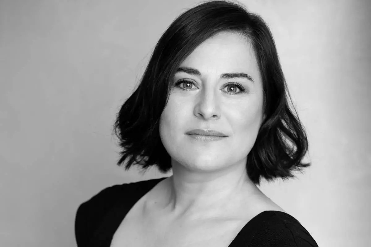 REVISTA TM 🗞- La actriz y productora <a href="/Inma_Cuevas/">Inma Cuevas</a> debuta como directora de la obra ‘Aquellas migas de pan’🥖en el <a href="/Teatro_Infanta/">Teatro Infanta Isabel</a>. <a href="/ama_i_anda/">Croqueta rosa</a> ha hablado con ella. ¡Tu lectura del día!👉bit.ly/41fZAZ3