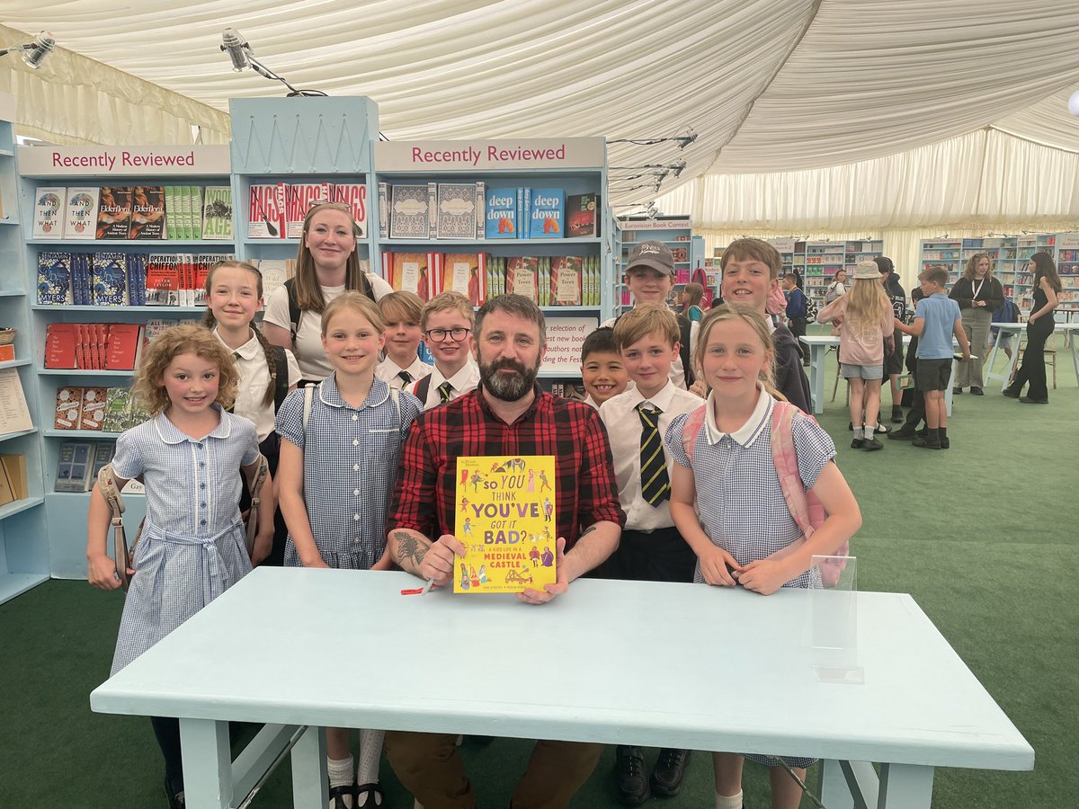 We loved meeting @chaestrathie and getting <a href="/GorseyY5/">Gorsey Bank Year 5</a> ‘s books signed! #gorseybookclub #gorseyparliament
