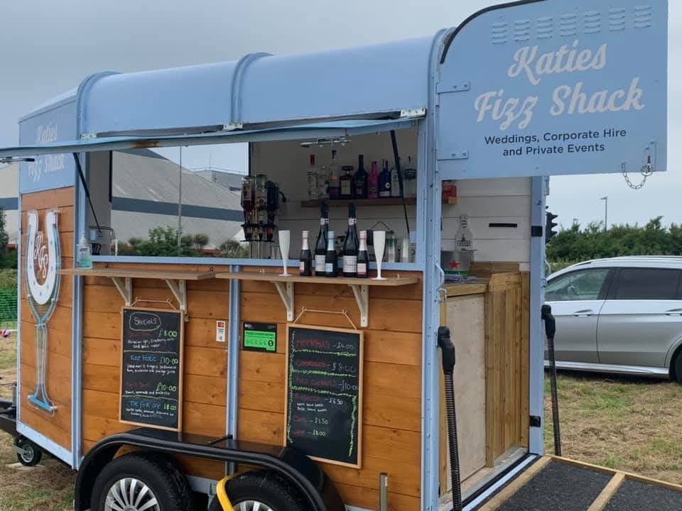 For all your cocktails, prosecco, mocktails, soft drinks, pimms go & see Katies Fizz Shack Saturday & Sunday 11am - 6pm @TonbridgeCastle TN9 1BG ///Castle.dairy.cheese Free Event A great day out for all the family #Tonbridge #Kent For parking use postcode TN9 1RG