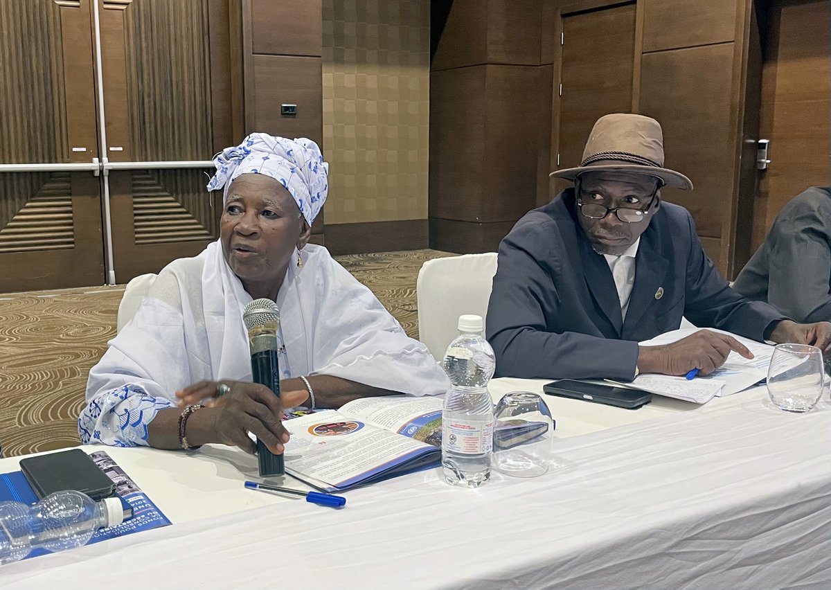 PBFMali's tweet photo. Discussions #CoPil Fonds #PBFMali, #FFPH & #TrustFund autour:
🔵Résultats 2022
🔵Impact humain interventions de consolidation de la paix
🔵Approbation priorités @PBFMali 2023
🔵Notes conceptuelles initiatives de promotion genre & jeunesse 2023 #GYPI financées par @UNPeacebuilding https://t.co/WZMoiuySu1