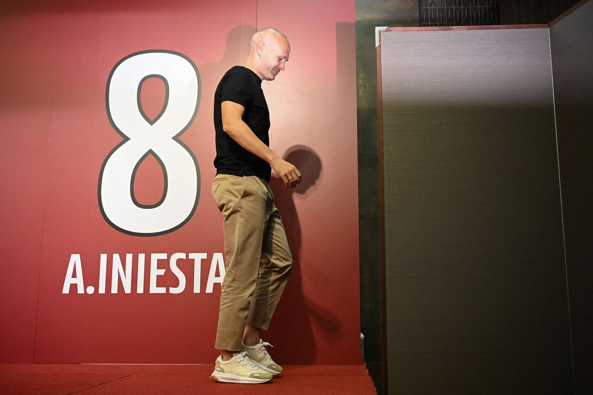 Andrés Iniesta leaves Vissel Kobe after 5 years in Japan. Spanish midfielder will make a decision on his future soon. 👋🏻🇯🇵 #transfers

“I feel in good conditions to play and compete, again and again”.

Iniesta has turned 39 few days ago.