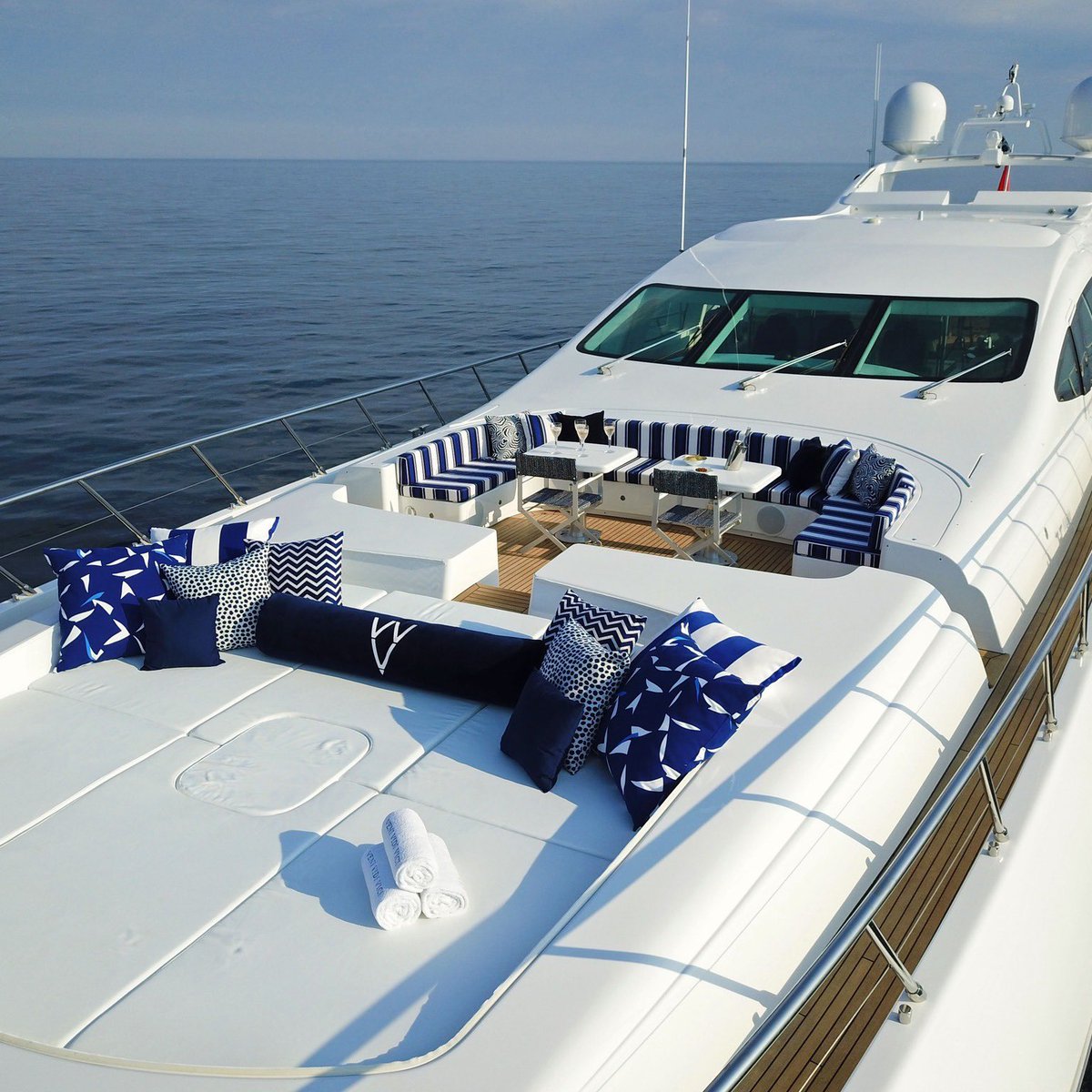 WestayOfficial's tweet photo. Get inspired by https://t.co/hxl2SxV5dR

#italianyachts #charteryacht #yachtcharter #yachtbroker #superyacht #luxuryyachts #megayachts #yachtbroker #luxuryyachtcharter #frenchriviera #sainttropez #cannes #monaco https://t.co/txXndtoEh1