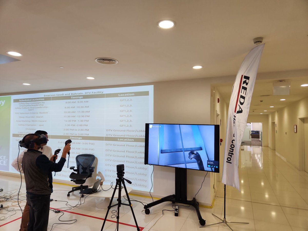 REDAhazardctrl's tweet photo. We thank our customer @Emerson_News for hosting us over a safety awareness campaign with which we discuss several safety workplace aspects. We also express our gratitude to @Brady_Corp for their cooperation.
#REDASAFE #ุณูุฏ_ูุญู
ุงูุฉ_ุจูุฏ #safetyday #ppe https://t.co/4UOWnfMWC6