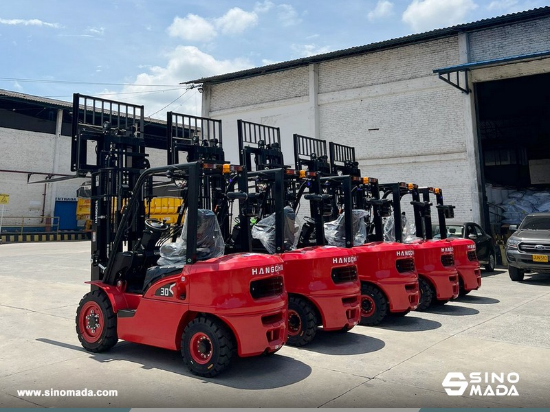 A batch of #HANGCHA CPCD30-XRW10 Forklift successfully delivered to our customer in Columbia📷📷📷
#SinomadaCases #HangchaForklift #Forklift #ForkliftTruck #ForkliftParts #LogisticsMachinery #ForkliftService