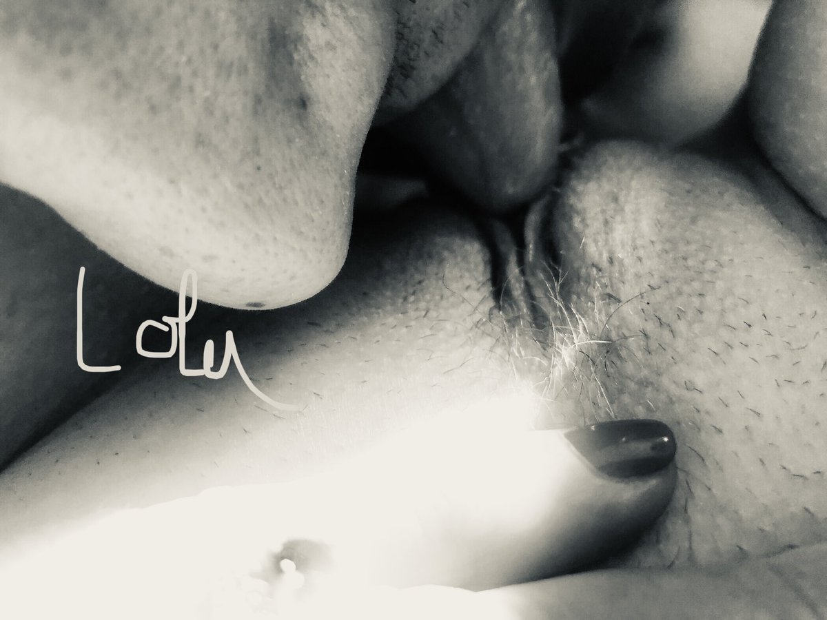 Lolalola6975's tweet photo. J’adore le jeudi 
Pour bien commencer la journée une belle mise en langue
#jeudipussy 
@DParis2023 
@lafrancecoquine 
@OrgasmicGroup 
@PartageDefiHot https://t.co/NVTN4cBYaB