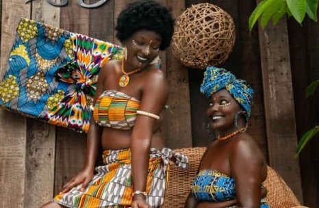Toujours aimer le naturel 🤩😍
#Hommageàlafemmenoire
#Halteàladépigmentation❌