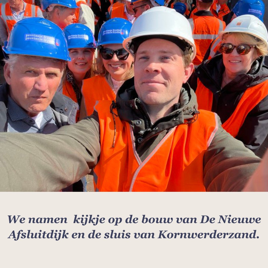 cdafryslan's tweet photo. De Provinciale Staten brachten gister een bezoek aan De Nieuwe Afsluitdijk. Ze namen een kijkje op de bouw en bij de sluis van Kornwerderzand. Een geslaagd bezoek en mooi om dit project van dichtbij te bekijken.
#fryslân #afsluitdijk #werkbezoek  #provincialestaten #CDA https://t.co/ePCro6HaYB