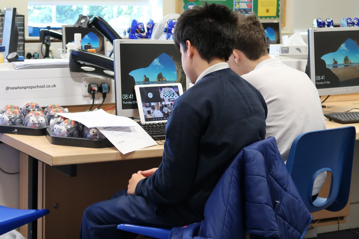 The tension was palatable this morning as Alex (Y7) and Daniil (Y8) battled to become Newton Prep #Chess Champion. ♟🏆 Live commentary from Kaden and Sam provided some light humour and play-by-play analysis. 🎤 Who seized the advantage? Stayed tuned! #ChessMasters