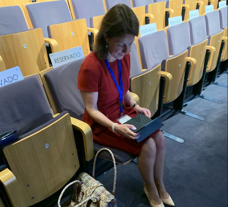 Last touch before the start of the Conference on skills and reforms in Porto 🇪🇺🇵🇹. Ready to go! 🎬🚀 🔗europa.eu/!qqvg6n