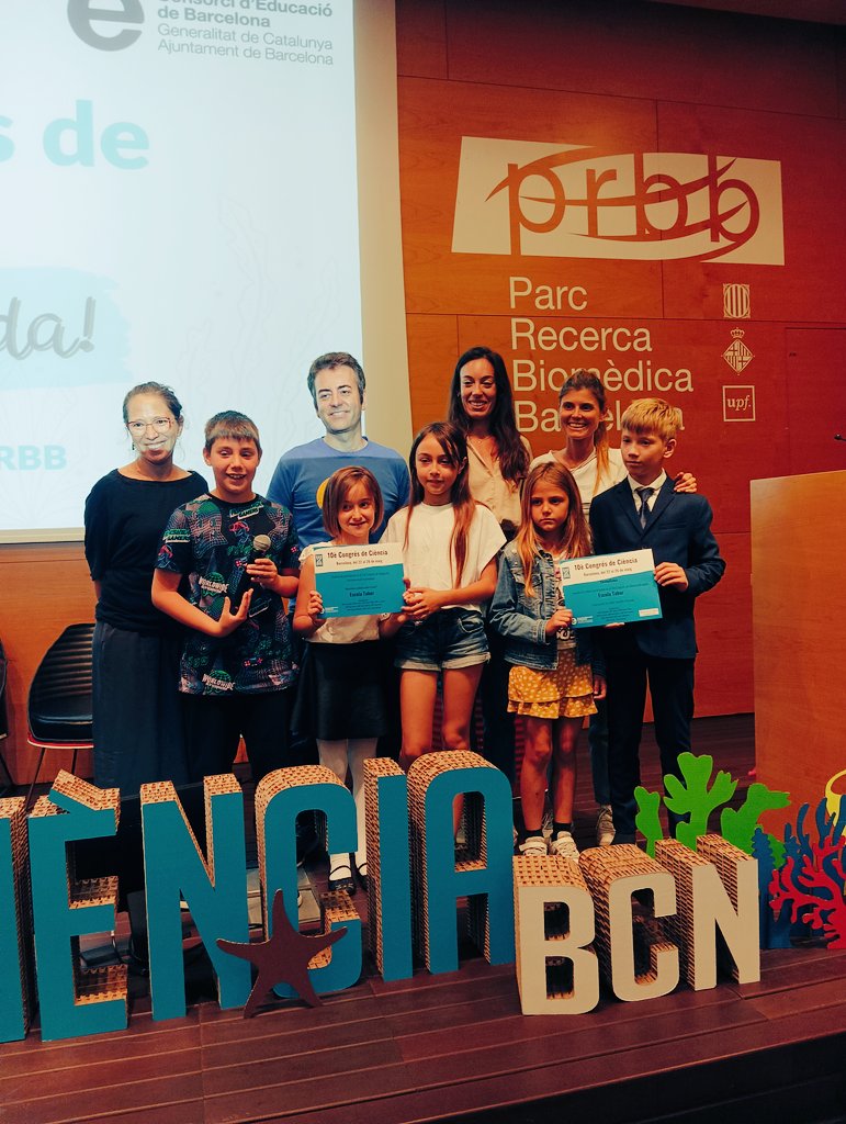 CongresCiencia's tweet photo. Barcelona acabarà sota el mar? Desitgem que els infants de l' @escolataborbcn ens diguin que no! @ppaucr #DianaLuzJuarez @dramitocondria @consorciedubcn @the_prbb @CrpEixample #10cciencia https://t.co/QMLeUrfRWU