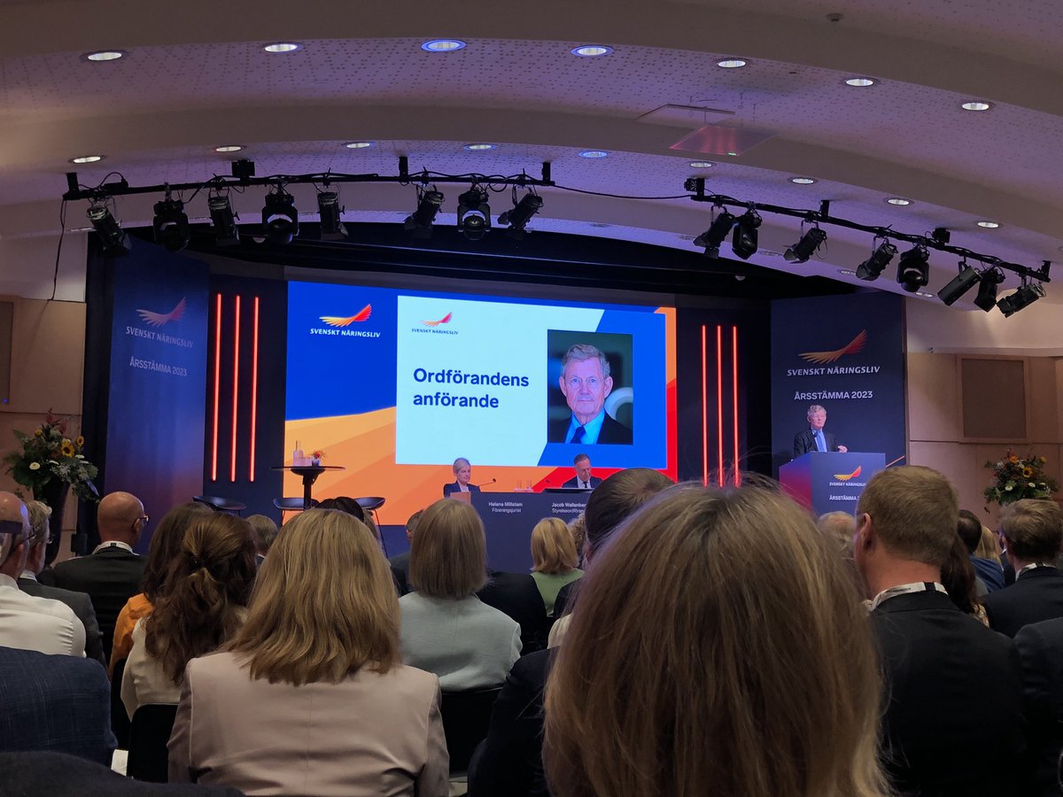 Svenskt Näringslivs stämma är i gång. Ordförande lyfter bland annat vikten av att företag utvecklar och förhåller sig till hållbarhetsfrågan och den gröna omställningen för att vara konkurrenskraftiga.