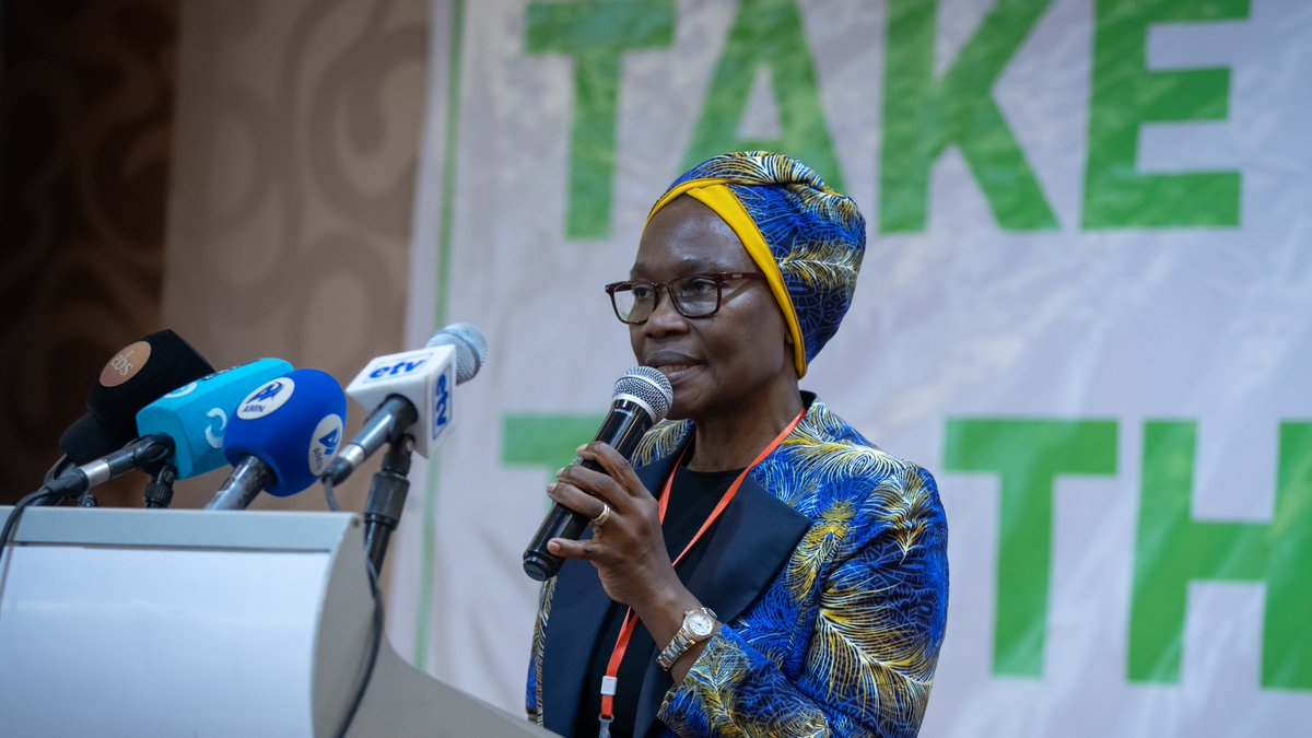CGIARAfrica's tweet photo. 🌟#HappeningNow 🧵
AICCRA🇪🇹 is leading and co-hosting with @MoA_Ethiopia and @EthiopianATA a high-level conference in the presence of ministerial delegates, national research and international development leaders dubbed  ‘Take CGIAR and Partners Ag-innovations to the Farmer’. https://t.co/DylWksvida