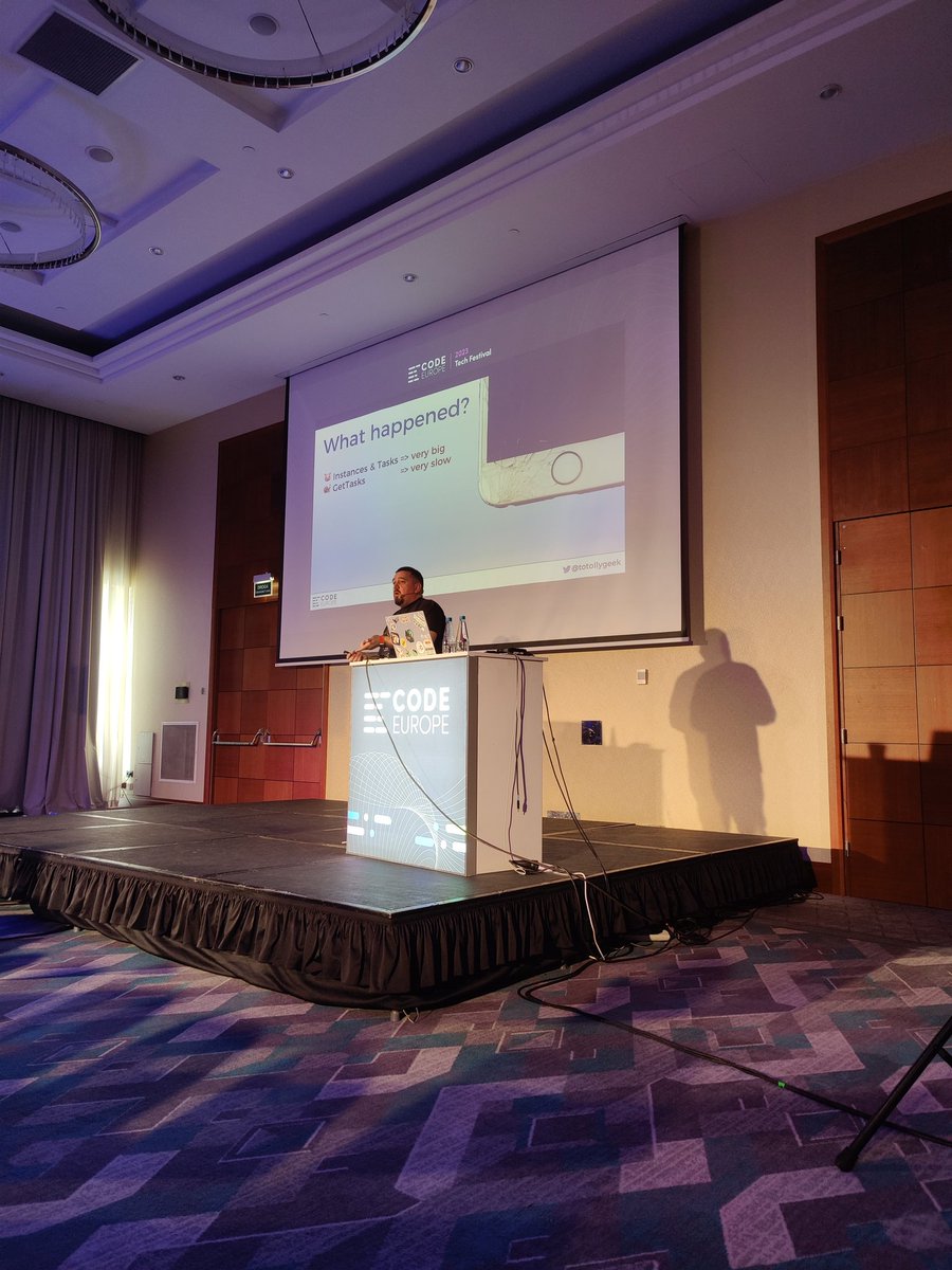 palmiak_fp's tweet image. Learning new abbreviations - this time it&apos;s CQRS. @totollygeek is doing a great job explaining what it is.

#codeeurope23