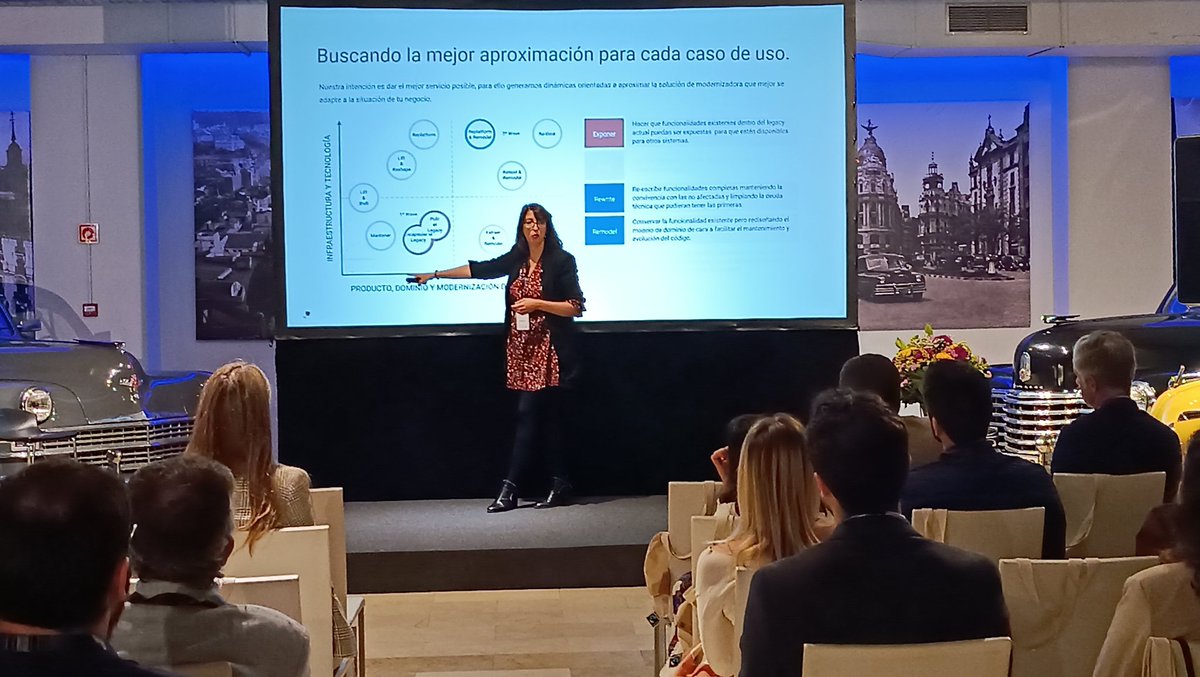 paradigmate's tweet photo. Arranca nuestro #TechBrunch sobre #modernización. Nuestra compañera Noelia Martín nos cuenta la visión que tenemos desde Paradigma a la hora de arrancar un proyecto de modernización y cuáles son los puntos claves del proceso. https://t.co/TcteCZOLtR