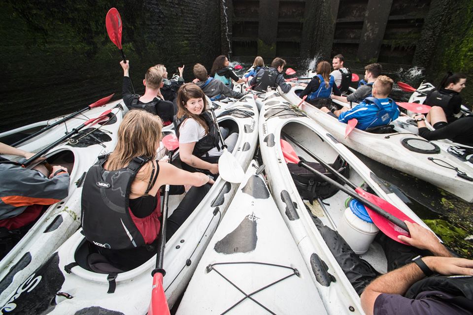 What better way to get your team working smoothly than tackling the Hackney canals together 💪

We have a number of dates available for private trips, send us a message to discuss what we can offer your team! ✨
  
#secretadventures #kayaktocrate #corporatetrip #teambuilding