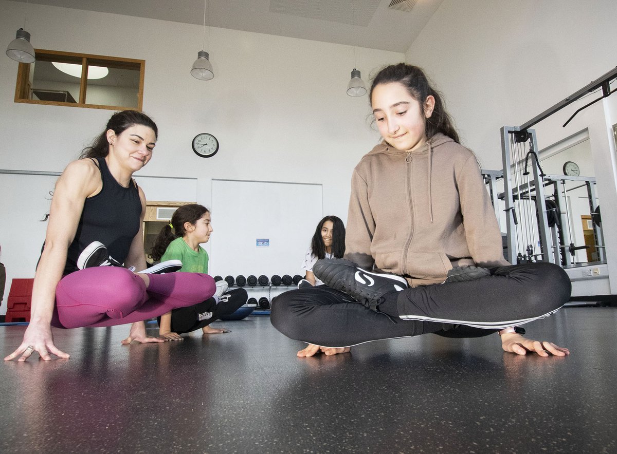 It's half-term next week (29 May - 2 June) 🙌🏽 Find free and low-cost holiday sports, youth and play activities for children, young people and families near you. Also, check out our Active for All - Disability Day event on Saturday 27 May. 👉🏽 camdenrise.co.uk/newsandblogs/-…