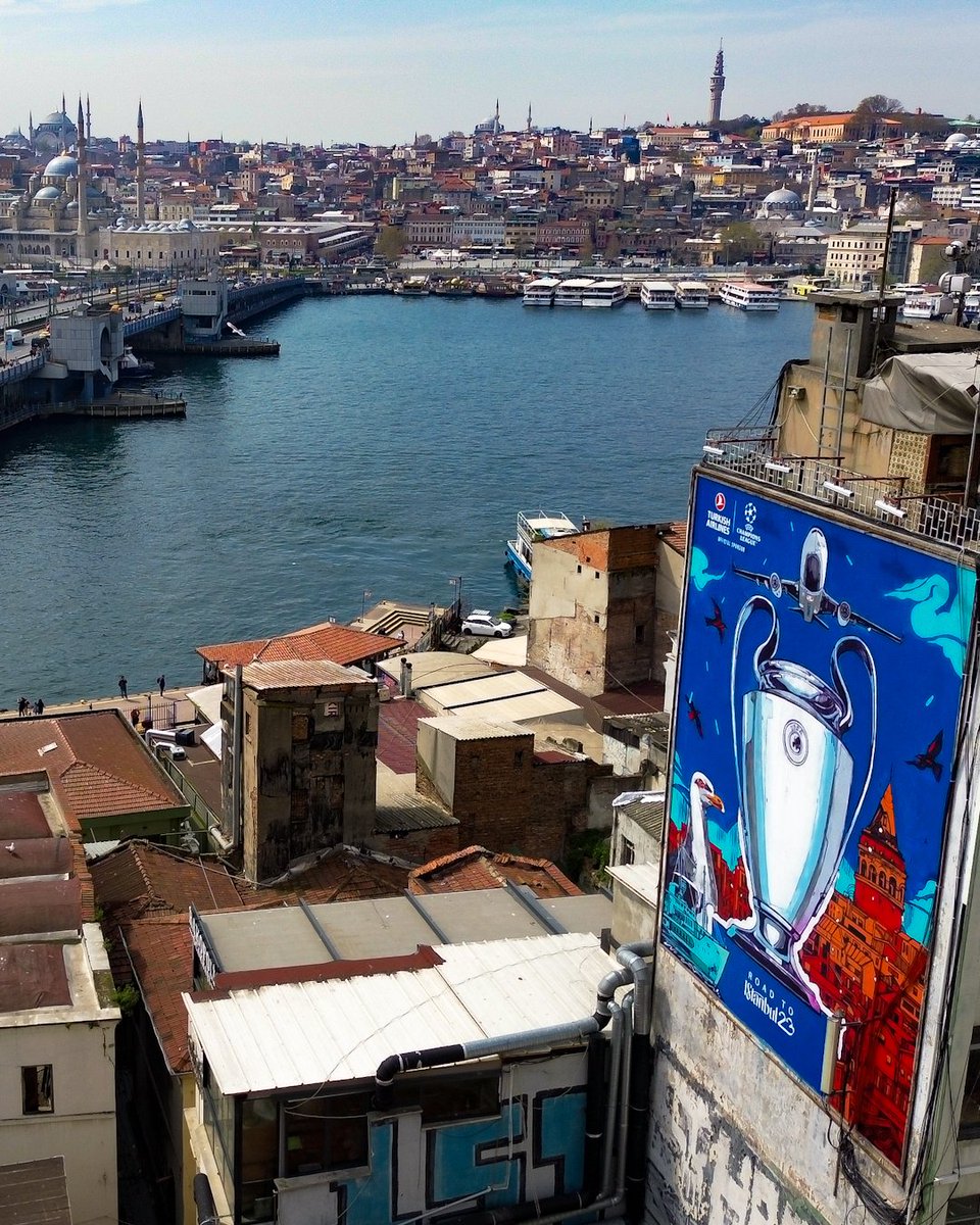 🇹🇷 Champions League final vibes in Istanbul 😍

#UCLmurals | <a href="/TurkishAirlines/">Turkish Airlines</a> | #UCLfinal