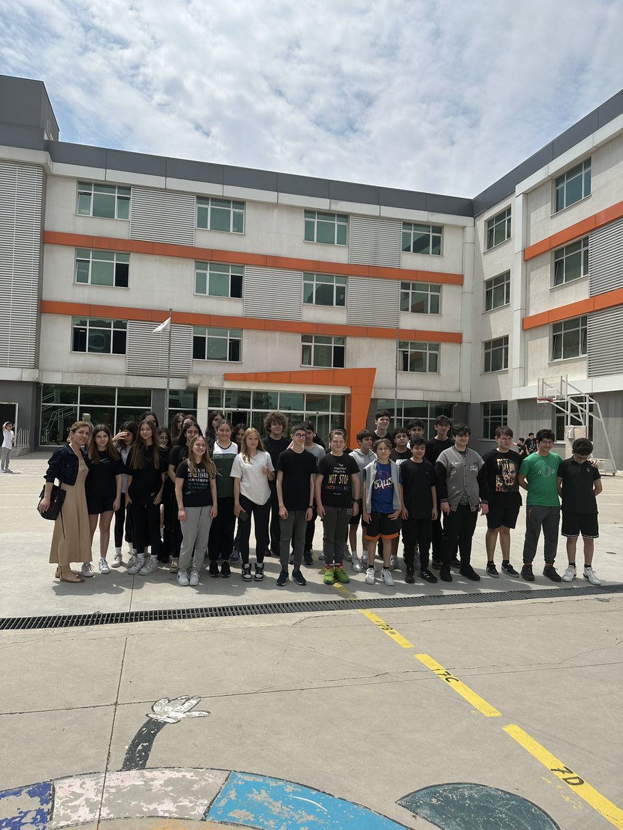 Doğa Koleji Çiğli Kampüsü (@DogaCigli) on Twitter photo 2023-05-25 09:08:49 • DoğALLise’ 23 Mavişehir-2/ 8. Sınıf öğrencilerini kampüsümüzde ağırlayarak lise eğitimimiz hakkında bilgilendirdik. Misafir öğrencilerimiz kulüp çalışmalarımıza katılarak lise faaliyetleri hakkında deneyim sahibi oldular 💫 @KvancBarlas @Glrbci @zzaferulusoy • DoğALLise’ 23 Mavişehir-2/ 8. Sınıf öğrencilerini kampüsümüzde ağırlayarak lise eğitimimiz hakkında bilgilendirdik. Misafir öğrencilerimiz kulüp çalışmalarımıza katılarak lise faaliyetleri hakkında deneyim sahibi oldular 💫 @KvancBarlas @Glrbci @zzaferulusoy