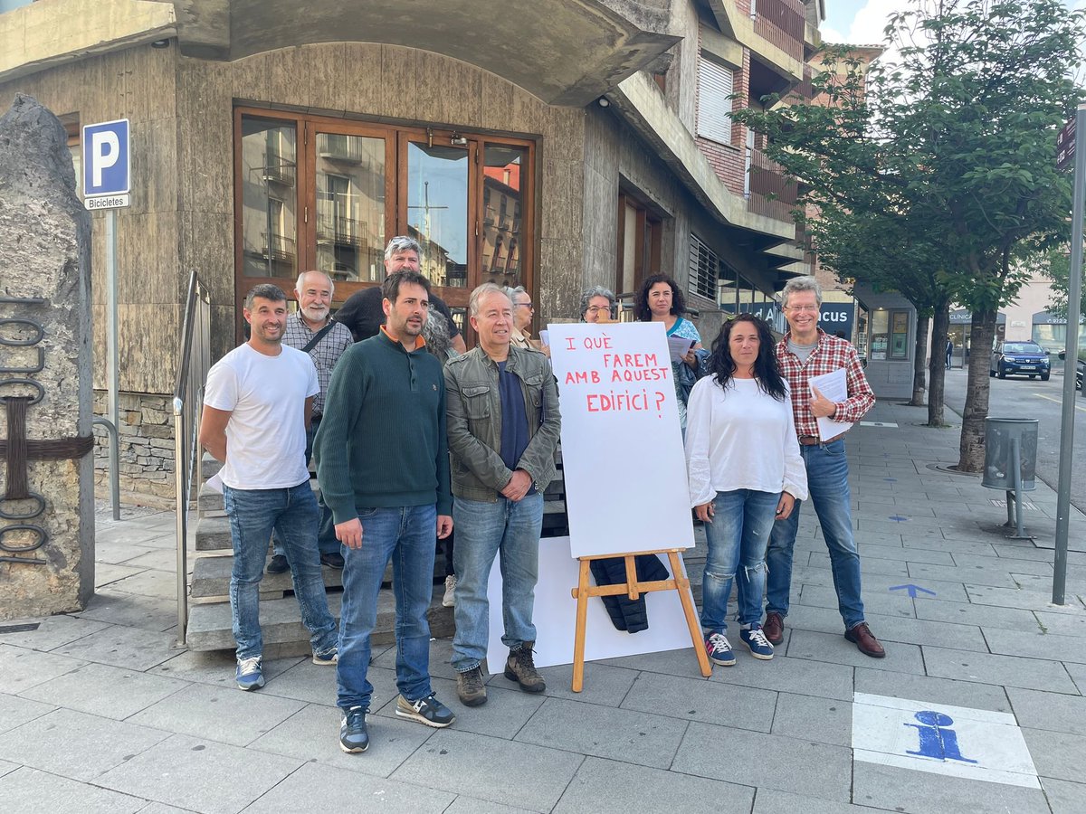 <a href="/ActivemOlot/">Activem Olot</a> i <a href="/OlotEncomu/">Olot En Comú</a> aposten per traslladar el Centre d’Atenció Primària a l’antic edifici de l’Hospital Sant Jaume #Garrotxa #Olot via <a href="/garrotxadigital/">Garrotxadigital</a> garrotxadigital.cat/noticia/207681…