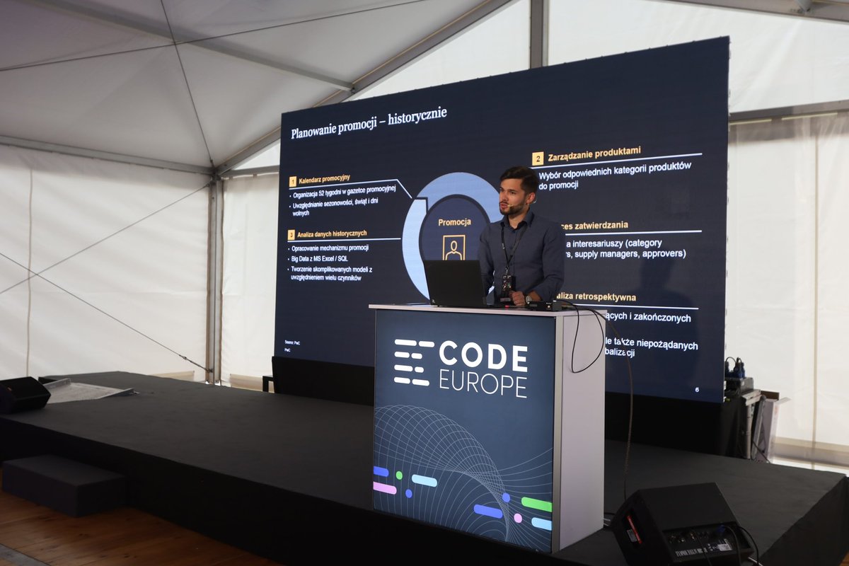 code_europe's tweet image. First round of #CodeEurope23 lectures began with Damian Krawczyk’s (@PwCPolska) lecture on #ScalableArchitecture. 🏛️↕️
#CodeEurope #cloud #AzureSynapse #tech #techconference