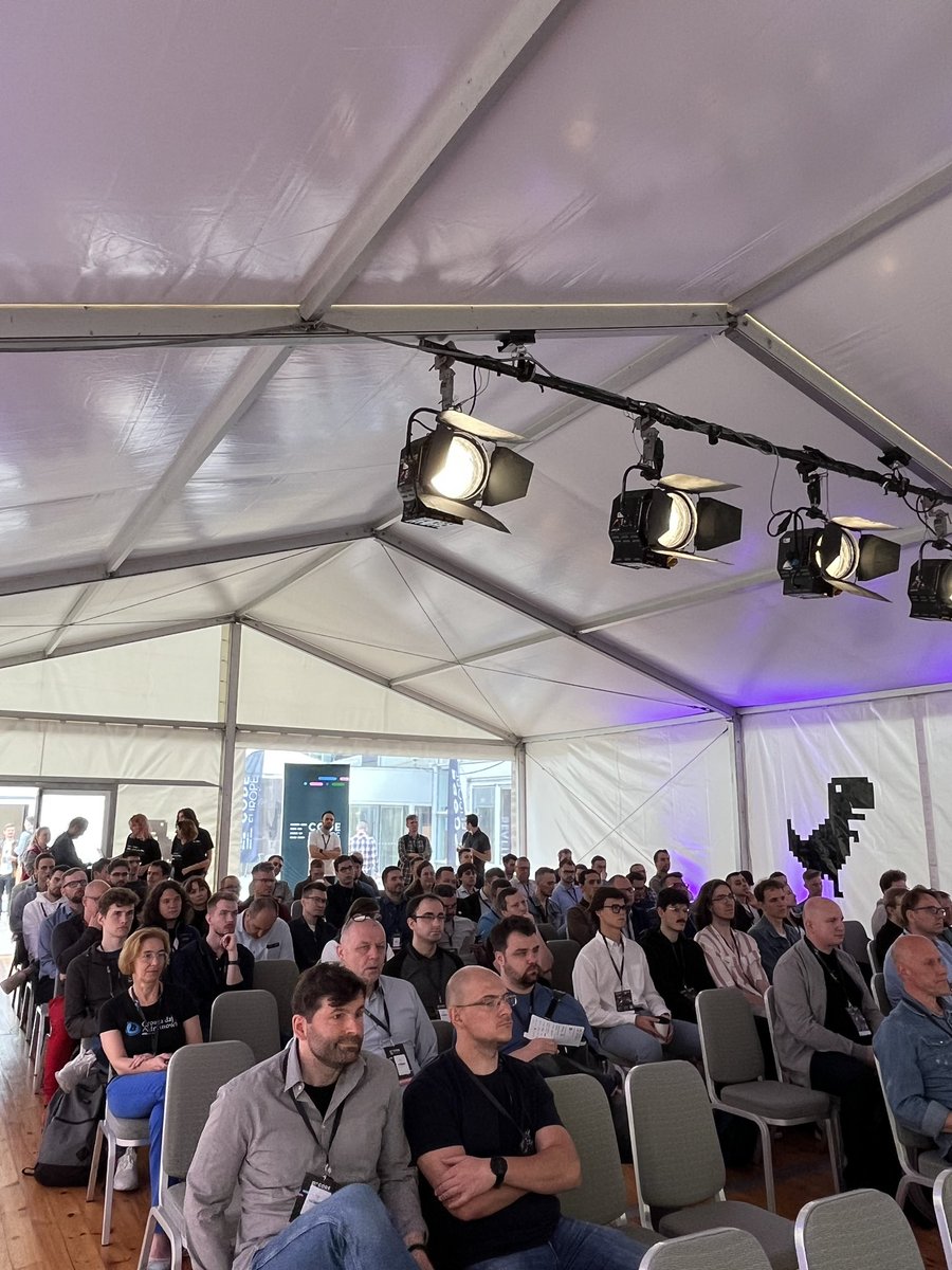 code_europe's tweet image. First round of #CodeEurope23 lectures began with Damian Krawczyk’s (@PwCPolska) lecture on #ScalableArchitecture. 🏛️↕️
#CodeEurope #cloud #AzureSynapse #tech #techconference
