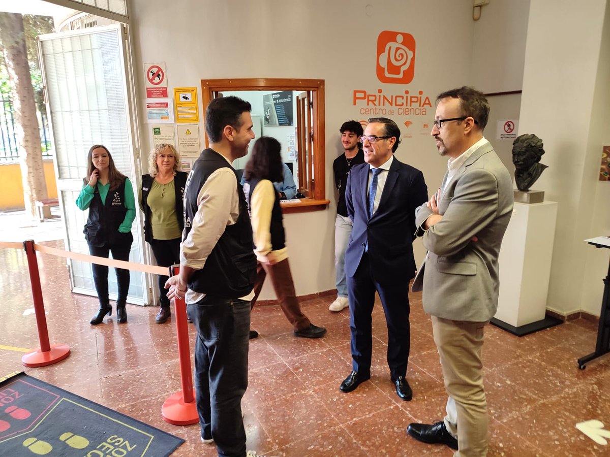 Desarrollo Educativo Málaga (@educacionmlg) on Twitter photo El delegado <a href="/Miguel_Briones_/">Miguel Briones</a> asiste a las Jornadas Finales de Coordinación de <a href="/InniciaAnd/">Innicia Cultura Emprendedora</a> Cultura Emprendedora, que se ha celebrado en <a href="/CentroPrincipia/">PRINCIPIA</a> con la participación de 90 centros educativos de la provincia. También ha visitado las instalaciones. <a href="/EducaAnd/">Consejería Desarrollo Educativo y FP</a> @EducaAndInnova El delegado <a href="/Miguel_Briones_/">Miguel Briones</a> asiste a las Jornadas Finales de Coordinación de <a href="/InniciaAnd/">Innicia Cultura Emprendedora</a> Cultura Emprendedora, que se ha celebrado en <a href="/CentroPrincipia/">PRINCIPIA</a> con la participación de 90 centros educativos de la provincia. También ha visitado las instalaciones. <a href="/EducaAnd/">Consejería Desarrollo Educativo y FP</a> @EducaAndInnova
