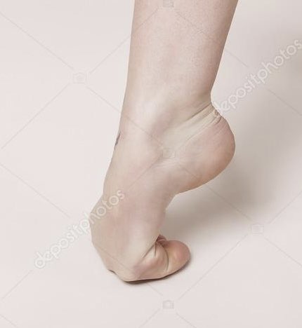 liamhyphen's tweet image. Sorry but @nike wtf are these