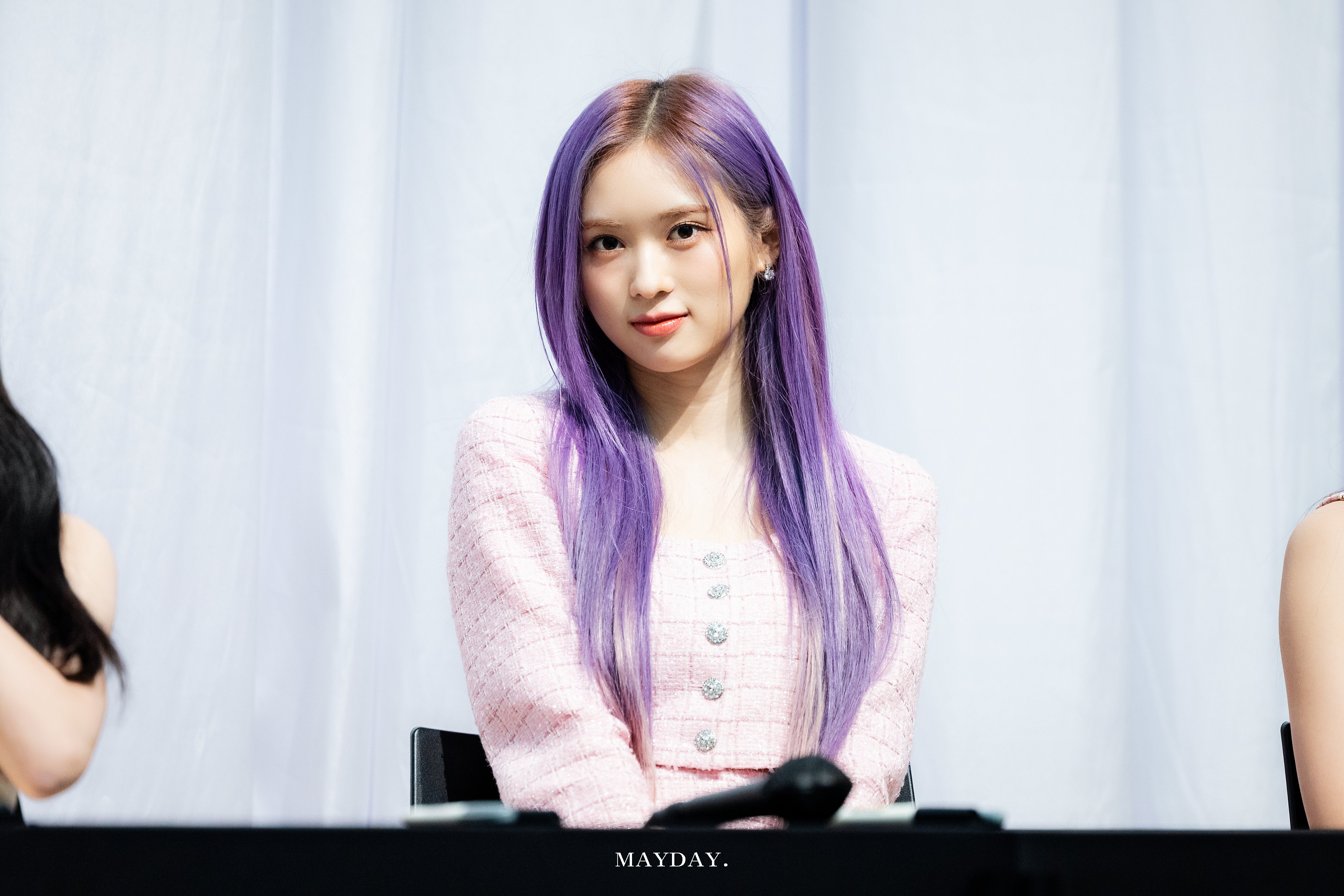 Fw9qUHqaQAApvf1?format=jpg&name=4096x4096