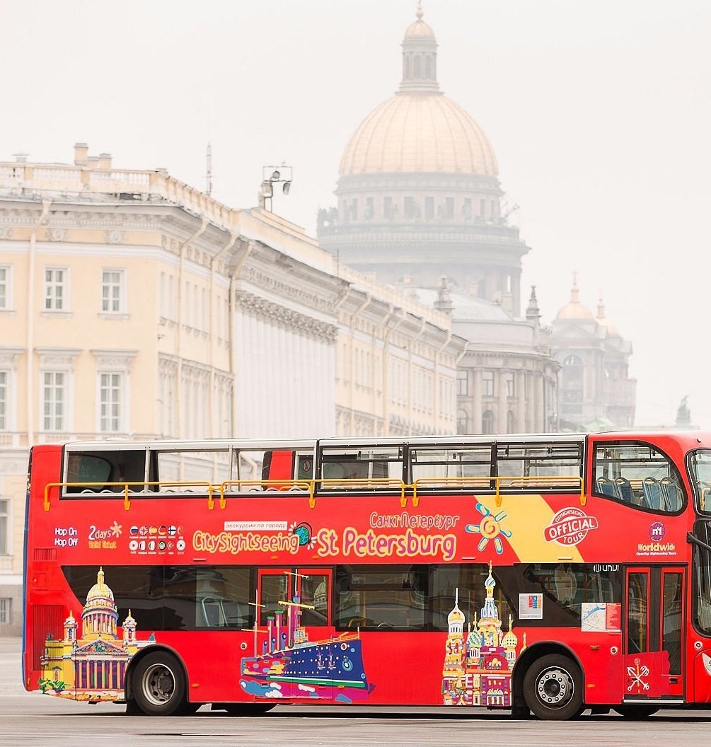 linuslang's tweet photo. Kuvalähde Pietarin CitySightseeing-bussista: https://t.co/pJyppuf4i7 https://t.co/qfmktAGeZD