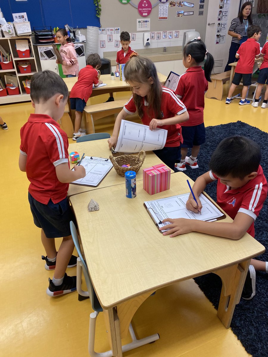 ClareHibbard's tweet image. Demonstrating our knowledge of 3 d shapes in our Shape Museum with everyday objects ⁦@DAAElementary⁩