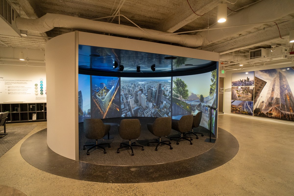 rocheav73's tweet photo. 📢 This weeks #ProjectPlug looks at an #immersive real estate marketing suite by @IglooVision 

ℹ @UrbanVisionsSea uses a 270° cylinder to showcase #TheNet, its epic new 36 floor skyscraper...

Stunning project guys 👏

✍https://t.co/oHQbtLUG2w

#avtweeps #immersiveexperience https://t.co/Pv2kTJnhjs