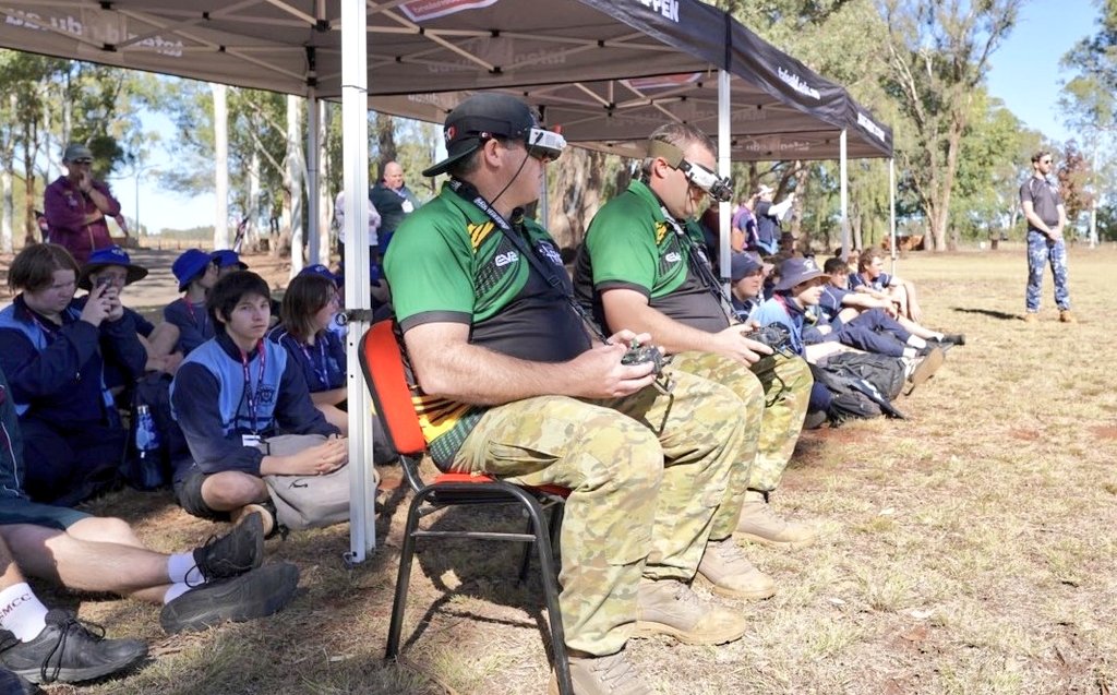 AUADRT's tweet image. Another amazing day on the @TAFEQld #DigiTrek Road Show. So much fun racing drones, talking #STEM and meeting so many inspiring young people from #Kingaroy and surrounding areas.
#SendIt!
#DroneRacing
@ChiefAusArmy @FORCOMDAusArmy