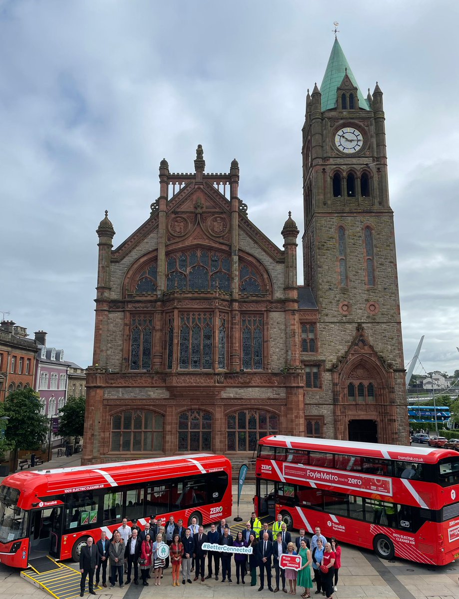 The first two buses of our brand new zero emission Foyle Metro fleet are now on display in Guildhall Square. Stop by between 11am and 3pm to see & learn more about these impressive electric vehicles. #BetterConnected Find out more bit.ly/45vL6aH